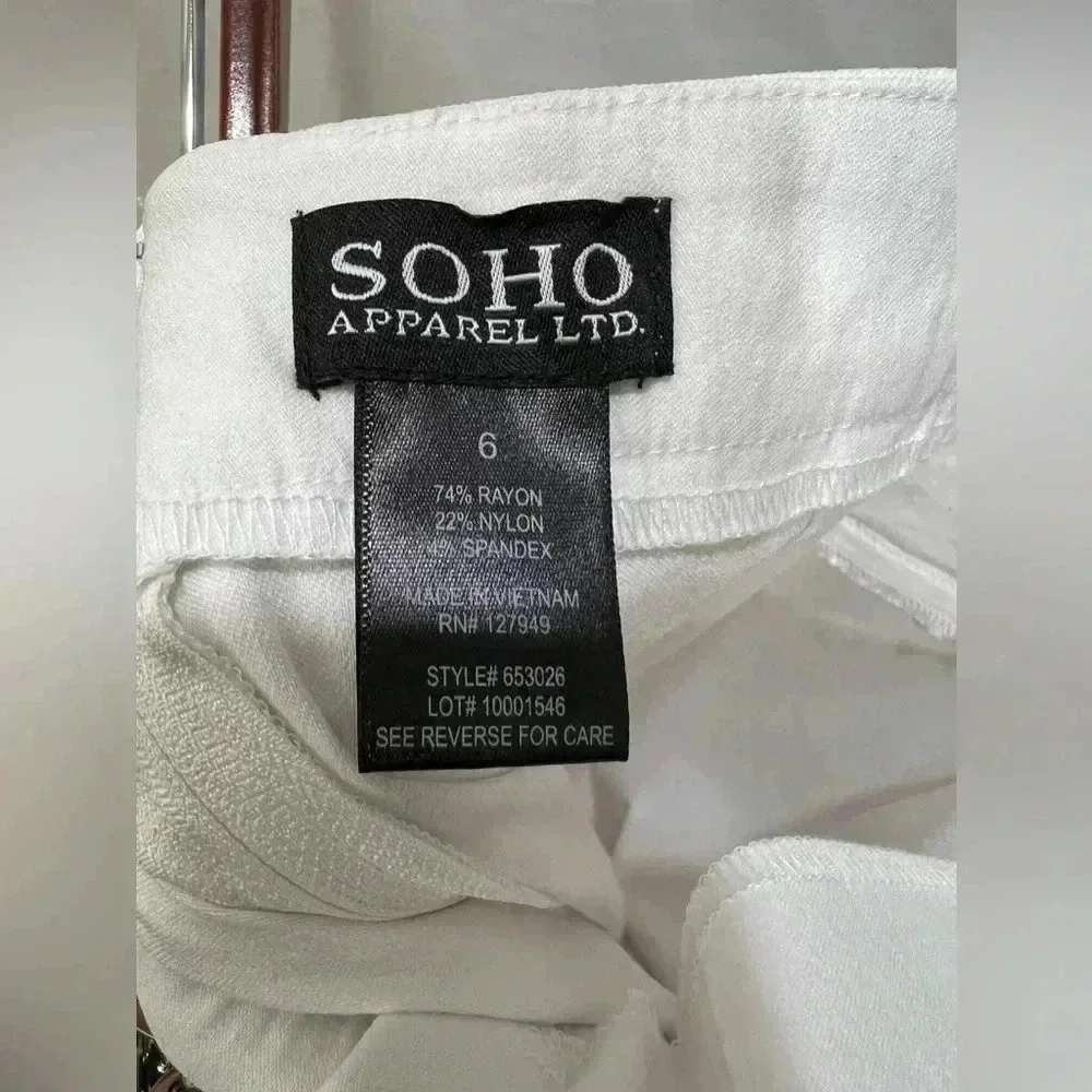 White Pencil Skirt Size Small​​ - Picture 7 of 8